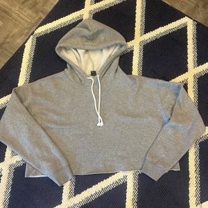 Grey cropped sweatshirt